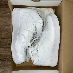 High top Air Force ones